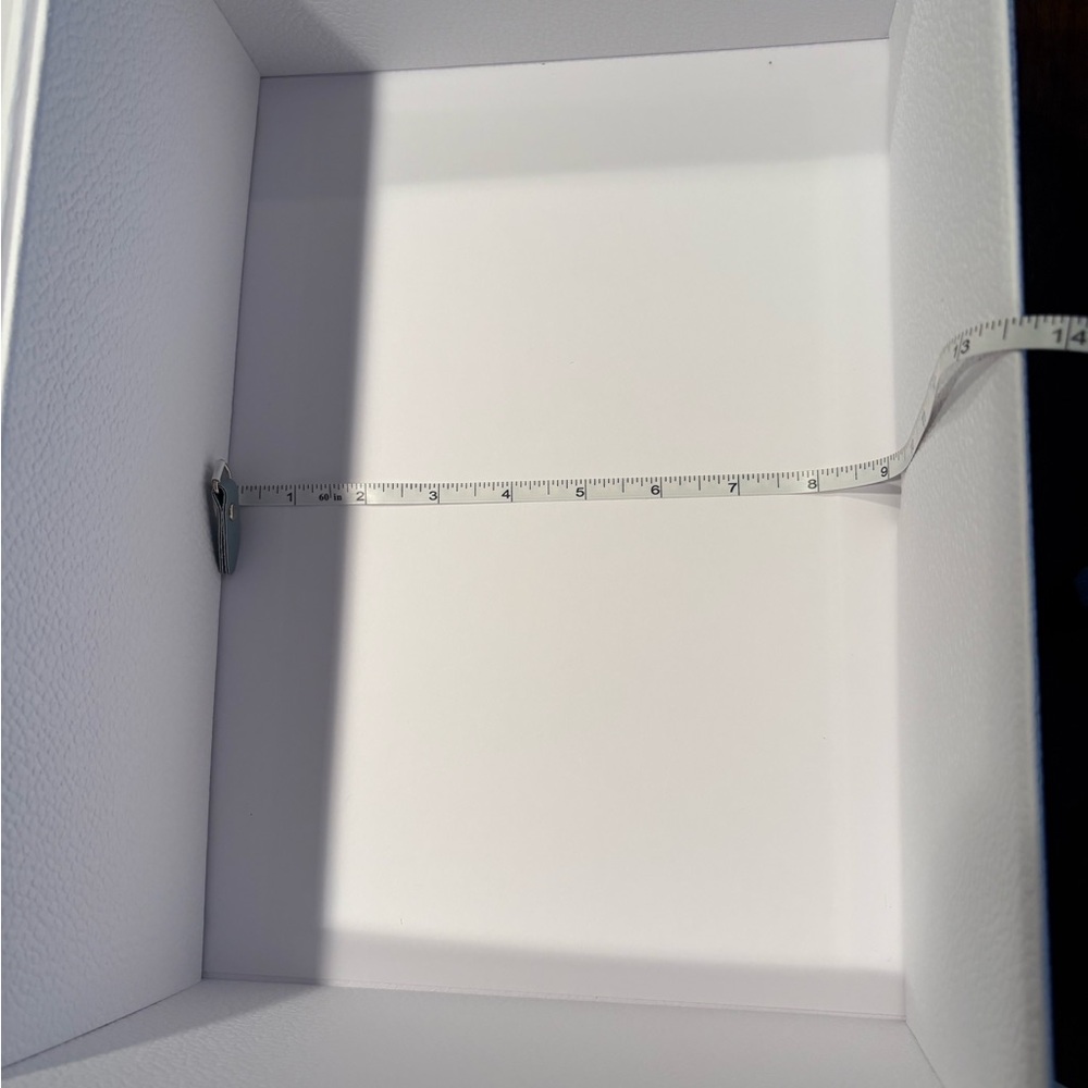 Dior Perfect Package~Pebbled Box & Tissue Paper, Dior Stuffing, 6.5 ft Ribbon - Picture 9 of 9